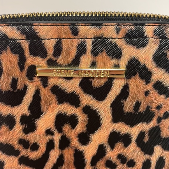 Steve Madden Cheetah/Leopard Print Crossbody Bag Shoulder Purse - Picture 2 of 11